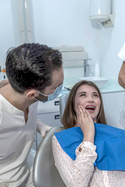 Best Weekend Emergency Dentist in Sharpes, FL
