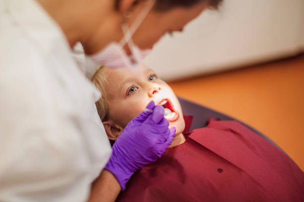 Best Emergency Tooth Extraction in Sharpes, FL